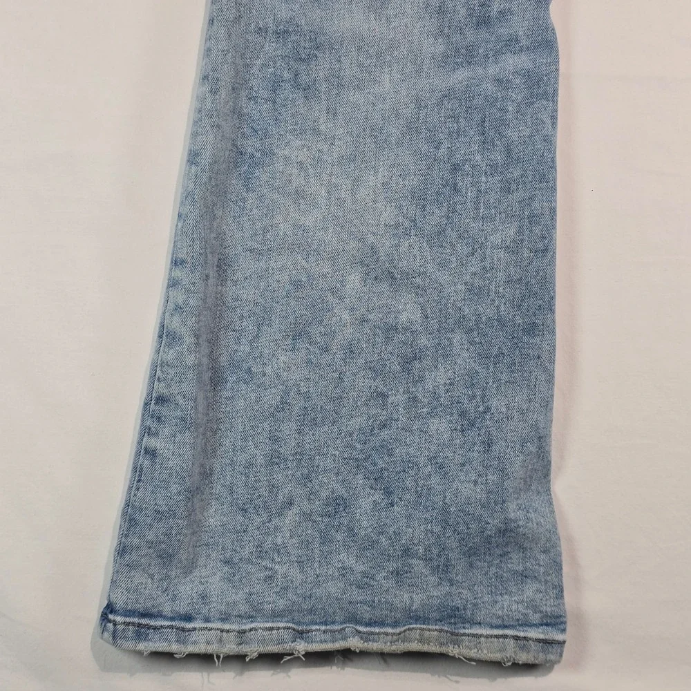 Edgely High Rise Flare‎ Jeans Light Wash Acid Denim Size 12 Short 751408